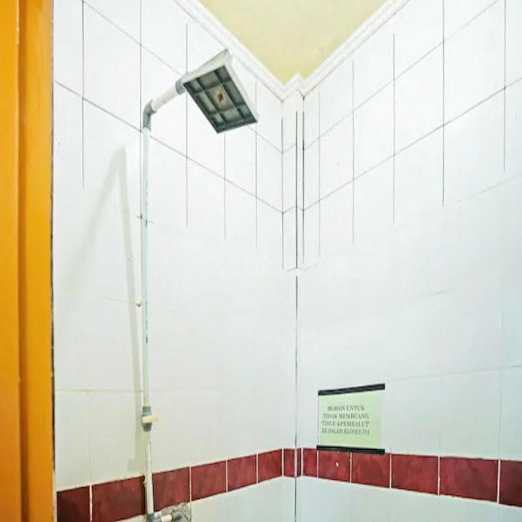Wisma Pinggir Mitra Reddoorz 丹戎槟榔 外观 照片