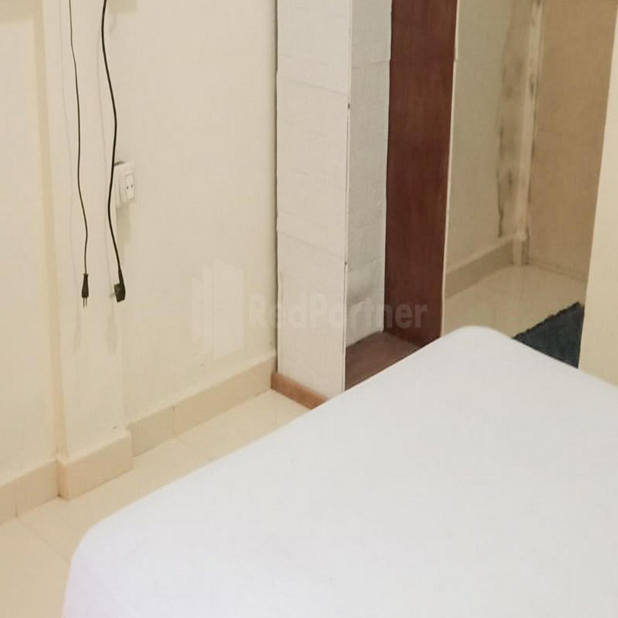 Wisma Pinggir Mitra Reddoorz 丹戎槟榔 外观 照片